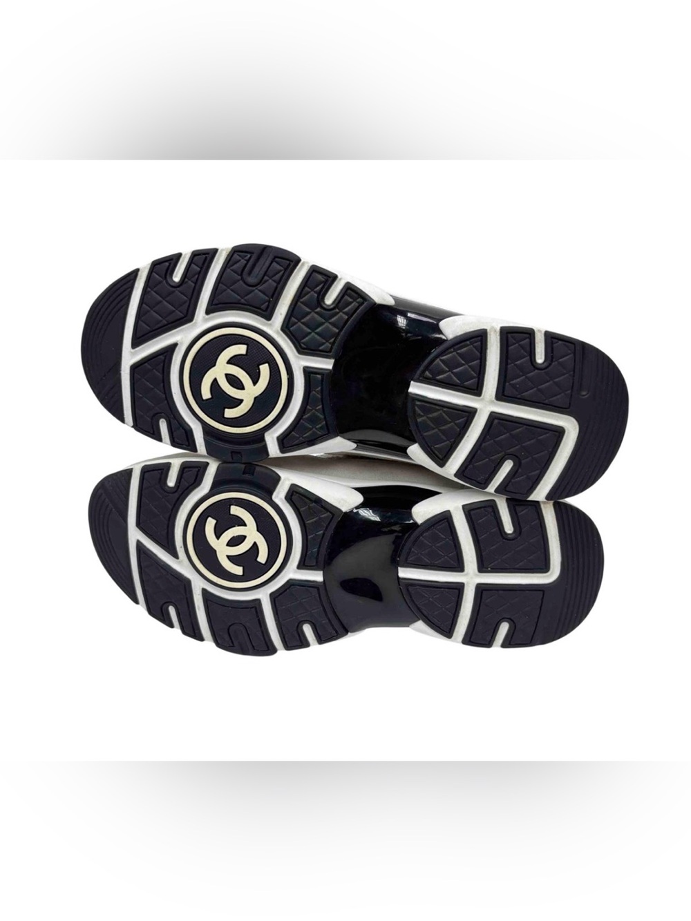 CHANEL White & Tweed CC Logo Trainer Sneakers Size 39 - Picture 14 of 14